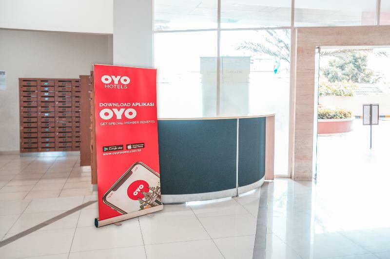 Vaccinated Staff - OYO 266 Margonda Residence 5 Depok Esterno foto